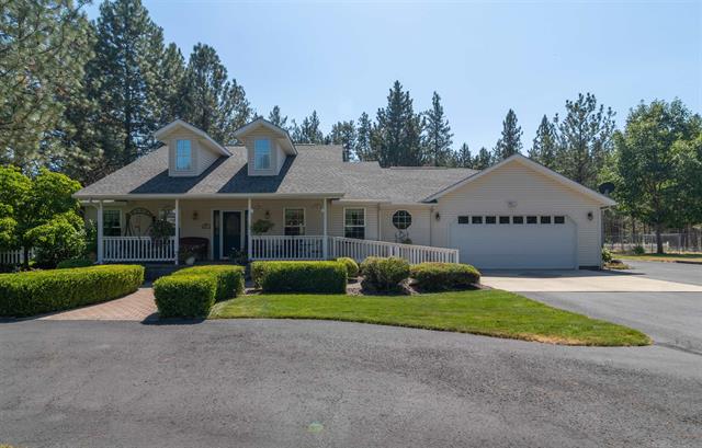 9415 W Tormey Dr in Nine Mile Falls